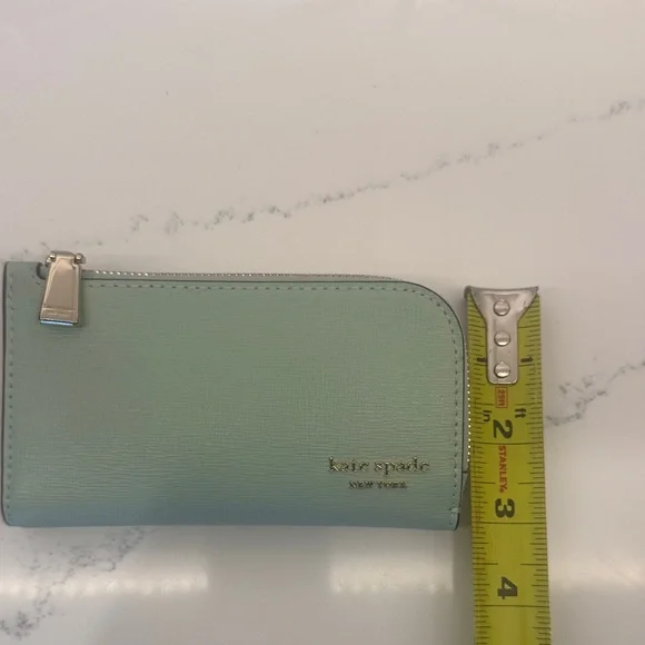 Kate Spade Mint Green Card Holder - Picture 8 of 9